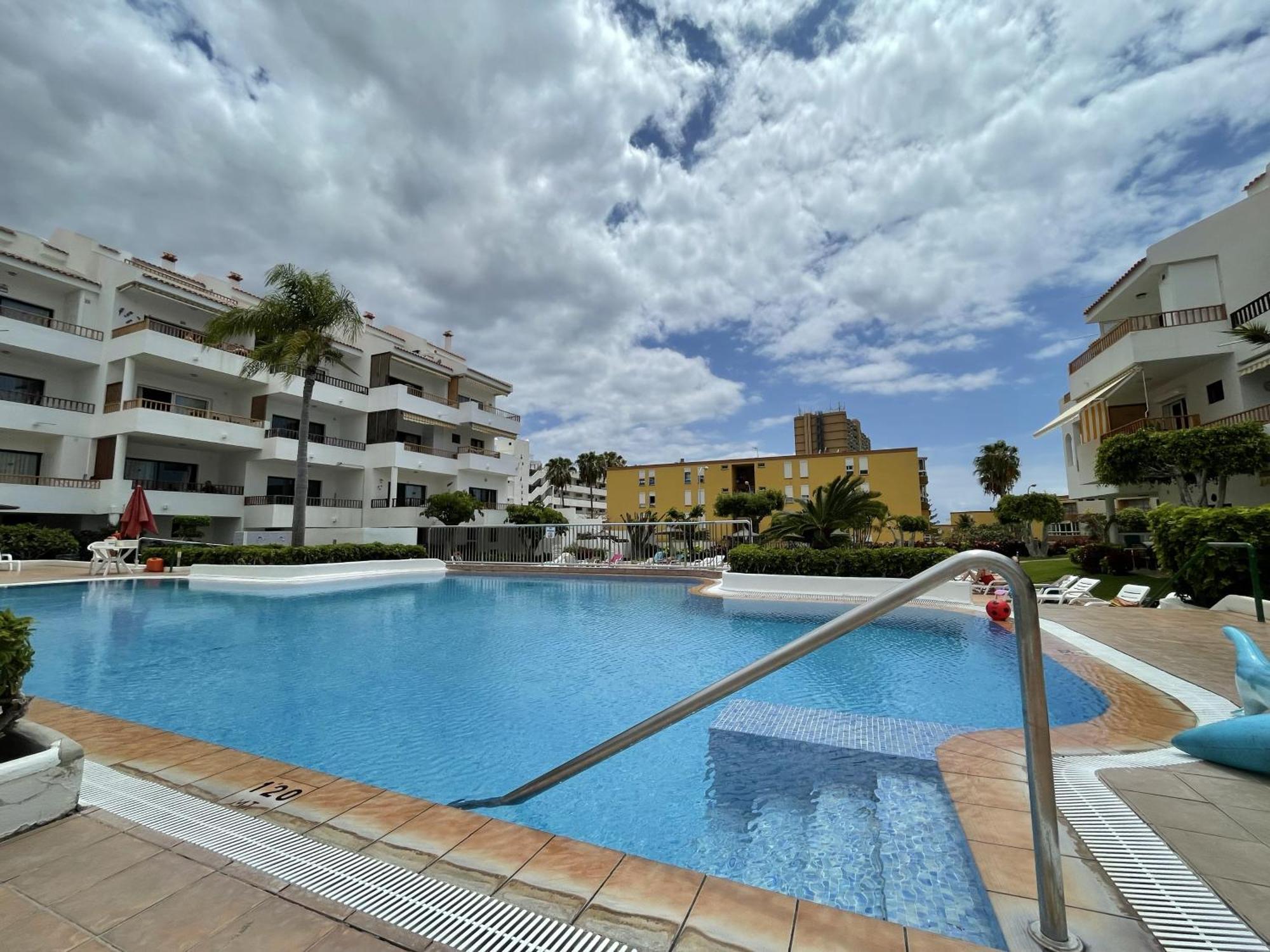 شقة Pool Views Terrace لوس كريستيانوس المظهر الخارجي الصورة