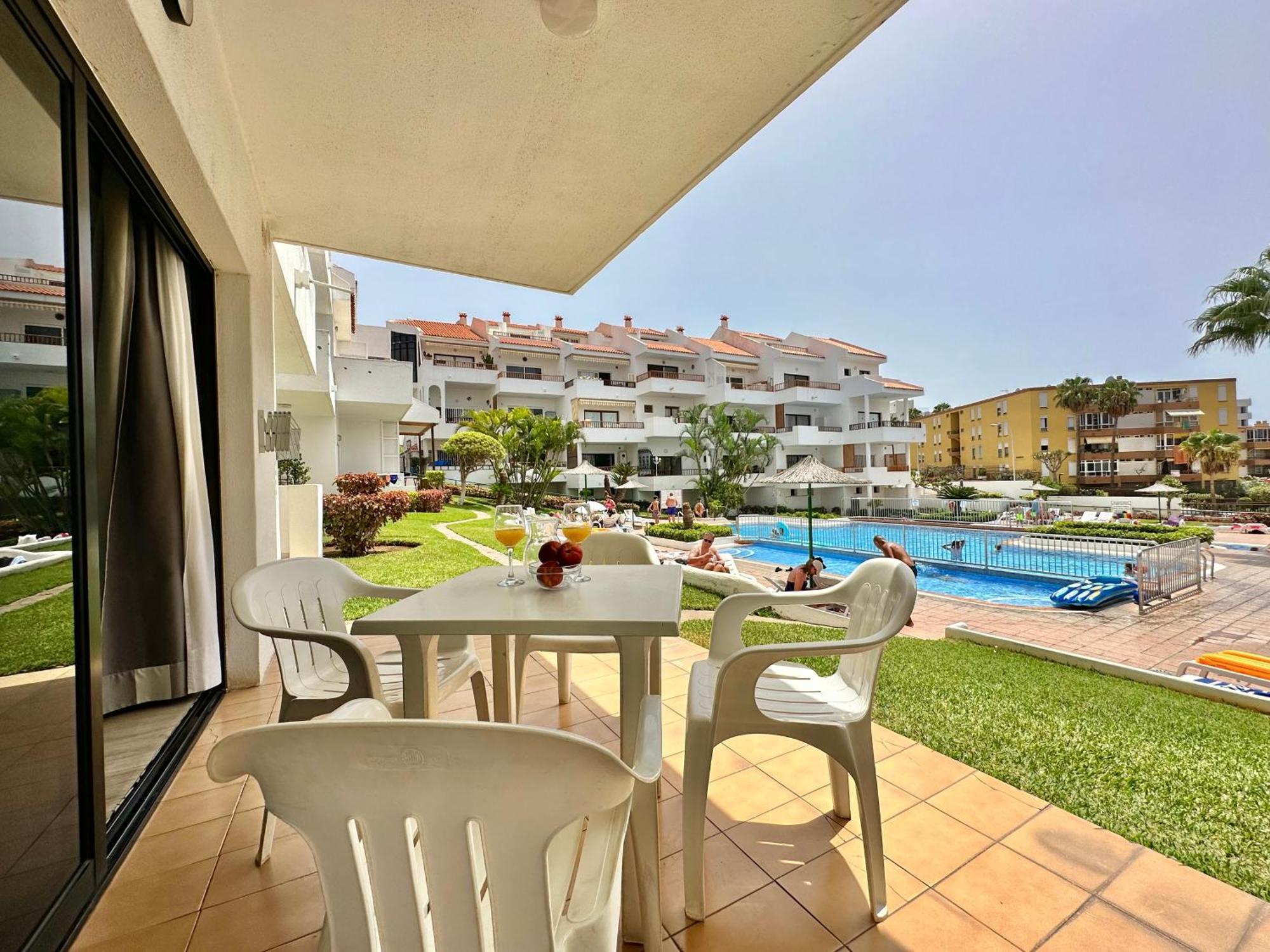 شقة Pool Views Terrace لوس كريستيانوس المظهر الخارجي الصورة