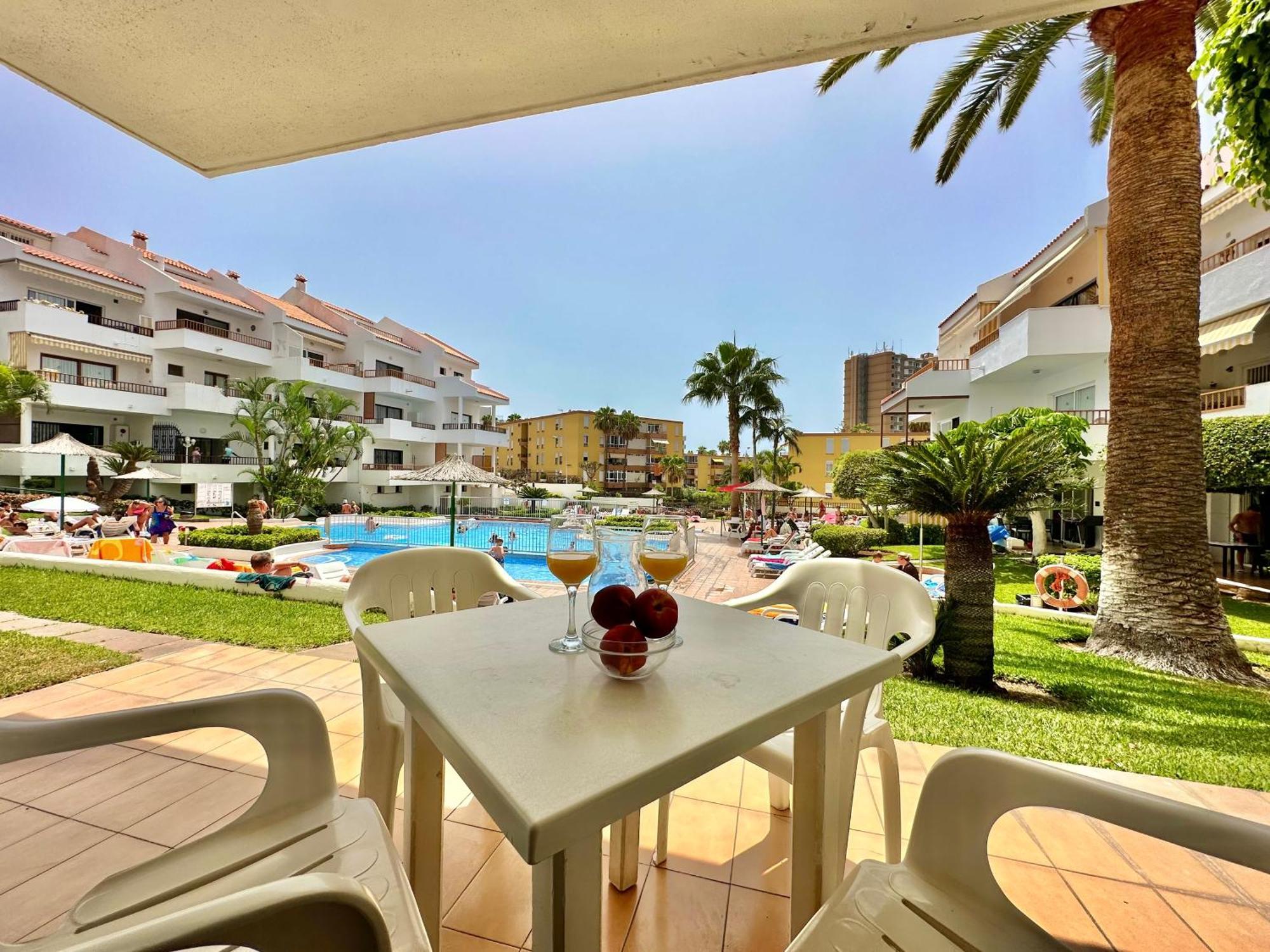 شقة Pool Views Terrace لوس كريستيانوس المظهر الخارجي الصورة
